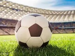 贝克汉姆自,拍秀浓密发,昔日万人迷,米兰体育官网,米兰体育平台,米兰体育链接,米兰体育官方