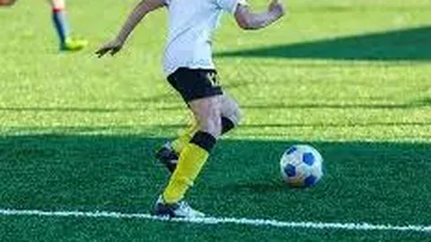 “今起举办湖北省高中组中学生足球比赛”